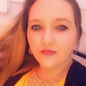 Meet your Posher, Whitney